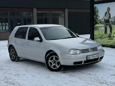 Серый Фольксваген Гольф, объемом двигателя 1.6 л и пробегом 220 тыс. км за 3000 $, фото 1 на Automoto.ua