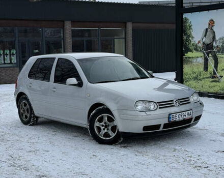 Сірий Фольксваген Гольф, об'ємом двигуна 1.6 л та пробігом 220 тис. км за 3000 $, фото 1 на Automoto.ua
