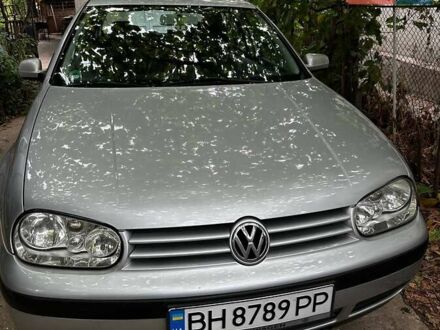 Фольксваген Гольф 2000 у Измаиле на Automoto.ua Сірий Фольксваген Гольф, об'ємом двигуна 1.39 л та пробігом 107 тис. км за 5000 $, фото 1 на Automoto.ua