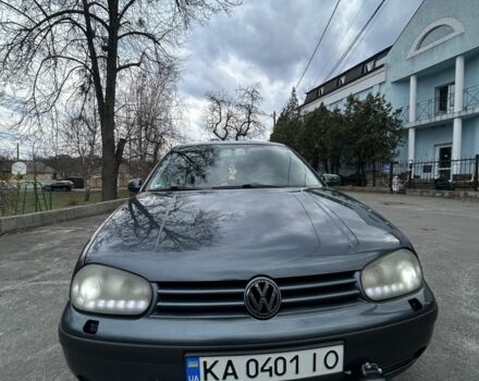 Серый Фольксваген Гольф, объемом двигателя 1.6 л и пробегом 313 тыс. км за 4500 $, фото 1 на Automoto.ua