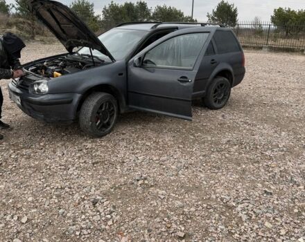 Серый Фольксваген Гольф, объемом двигателя 1.9 л и пробегом 300 тыс. км за 2499 $, фото 1 на Automoto.ua