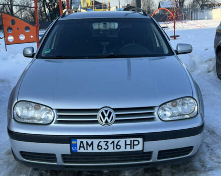 Серый Фольксваген Гольф, объемом двигателя 1.6 л и пробегом 250 тыс. км за 4700 $, фото 1 на Automoto.ua