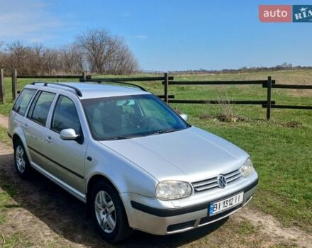 Серый Фольксваген Гольф, объемом двигателя 1.6 л и пробегом 285 тыс. км за 3600 $, фото 1 на Automoto.ua