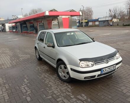 Серый Фольксваген Гольф, объемом двигателя 2 л и пробегом 252 тыс. км за 3850 $, фото 1 на Automoto.ua