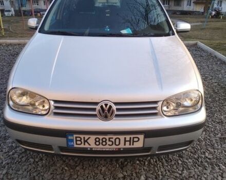 Сірий Фольксваген Гольф, об'ємом двигуна 1.39 л та пробігом 259 тис. км за 3100 $, фото 1 на Automoto.ua