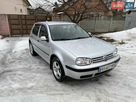 Серый Фольксваген Гольф, объемом двигателя 1.4 л и пробегом 267 тыс. км за 3850 $, фото 1 на Automoto.ua