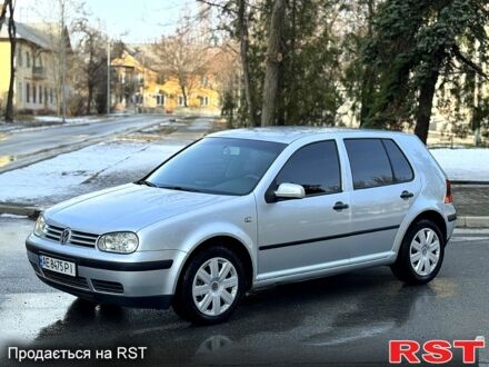 Серый Фольксваген Гольф, объемом двигателя 1.4 л и пробегом 240 тыс. км за 3500 $, фото 1 на Automoto.ua