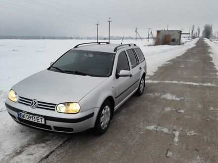 Серый Фольксваген Гольф, объемом двигателя 1.6 л и пробегом 280 тыс. км за 3000 $, фото 1 на Automoto.ua