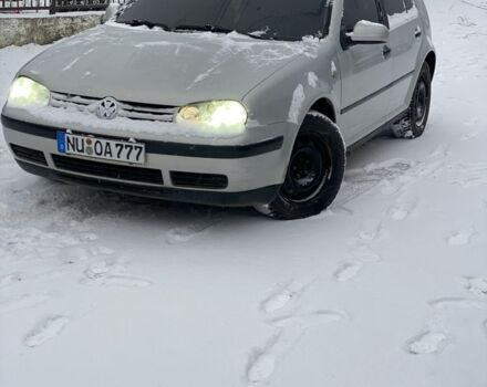 Серый Фольксваген Гольф, объемом двигателя 1.6 л и пробегом 350 тыс. км за 2000 $, фото 1 на Automoto.ua