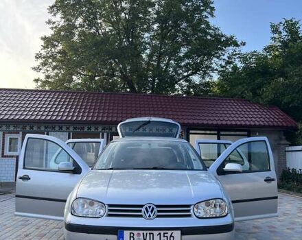 Серый Фольксваген Гольф, объемом двигателя 1.6 л и пробегом 202 тыс. км за 3599 $, фото 1 на Automoto.ua