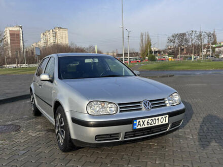 Серый Фольксваген Гольф, объемом двигателя 1.6 л и пробегом 205 тыс. км за 4800 $, фото 1 на Automoto.ua