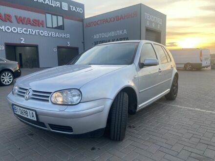 Фольксваген Гольф 2001 в Ирпене на Automoto.ua Серый Фольксваген Гольф, объемом двигателя 1.8 л и пробегом 334 тыс. км за 4700 $, фото 1 на Automoto.ua