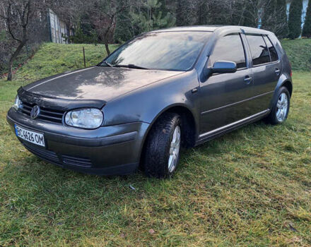 Серый Фольксваген Гольф, объемом двигателя 1.6 л и пробегом 320 тыс. км за 4200 $, фото 1 на Automoto.ua