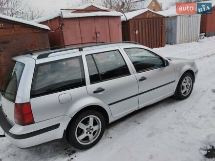 Серый Фольксваген Гольф, объемом двигателя 1.39 л и пробегом 279 тыс. км за 3500 $, фото 1 на Automoto.ua