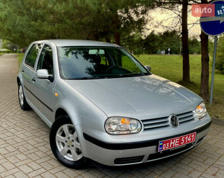 Серый Фольксваген Гольф, объемом двигателя 1.6 л и пробегом 200 тыс. км за 4399 $, фото 1 на Automoto.ua