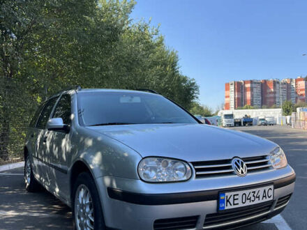 Фольксваген Гольф 2001 в Днепре (Днепропетровске) на Automoto.ua Серый Фольксваген Гольф, объемом двигателя 1.6 л и пробегом 348 тыс. км за 4400 $, фото 1 на Automoto.ua