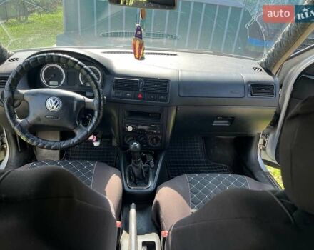 Серый Фольксваген Гольф, объемом двигателя 1.6 л и пробегом 330 тыс. км за 3200 $, фото 1 на Automoto.ua