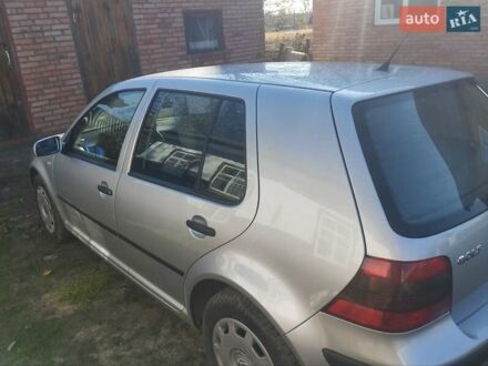 Фольксваген Гольф 2001 в Калиновке на Automoto.ua Серый Фольксваген Гольф, объемом двигателя 1.6 л и пробегом 105 тыс. км за 5200 $, фото 1 на Automoto.ua