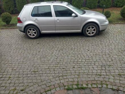 Фольксваген Гольф 2001 у Вінниці на Automoto.ua Сірий Фольксваген Гольф, об'ємом двигуна 1.6 л та пробігом 211 тис. км за 4300 $, фото 1 на Automoto.ua