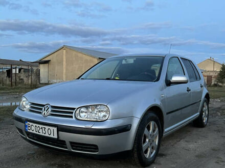 Серый Фольксваген Гольф, объемом двигателя 1.39 л и пробегом 210 тыс. км за 3900 $, фото 1 на Automoto.ua