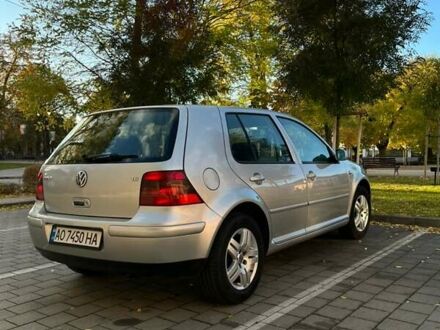 Серый Фольксваген Гольф, объемом двигателя 1.6 л и пробегом 260 тыс. км за 4400 $, фото 1 на Automoto.ua