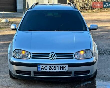 Сірий Фольксваген Гольф, об'ємом двигуна 1.6 л та пробігом 303 тис. км за 4200 $, фото 1 на Automoto.ua