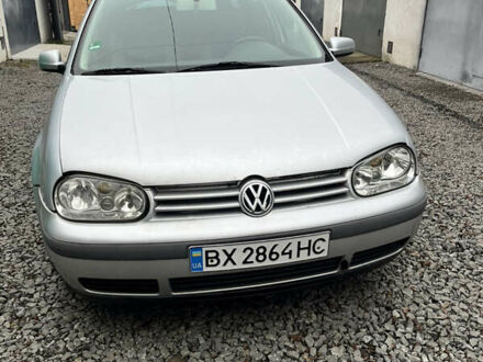 Серый Фольксваген Гольф, объемом двигателя 1.6 л и пробегом 226 тыс. км за 3800 $, фото 1 на Automoto.ua