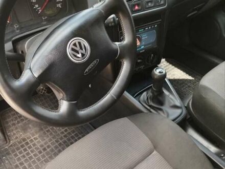 Фольксваген Гольф 2001 в Ямполе на Automoto.ua Серый Фольксваген Гольф, объемом двигателя 1.39 л и пробегом 270 тыс. км за 3700 $, фото 1 на Automoto.ua