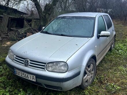 Серый Фольксваген Гольф, объемом двигателя 1.6 л и пробегом 250 тыс. км за 3700 $, фото 1 на Automoto.ua