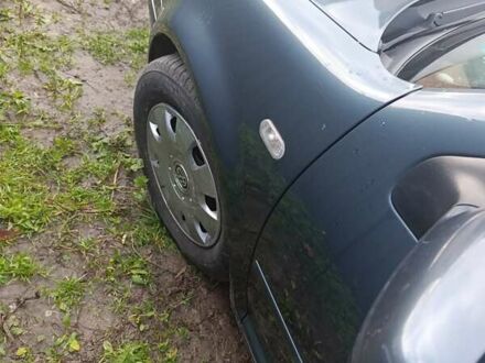 Серый Фольксваген Гольф, объемом двигателя 1.6 л и пробегом 252 тыс. км за 3850 $, фото 1 на Automoto.ua