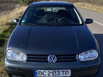 Серый Фольксваген Гольф, объемом двигателя 1.6 л и пробегом 252 тыс. км за 4500 $, фото 1 на Automoto.ua