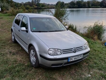 Фольксваген Гольф 2002 у Казатине на Automoto.ua Сірий Фольксваген Гольф, об'ємом двигуна 1.4 л та пробігом 280 тис. км за 4000 $, фото 1 на Automoto.ua