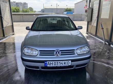 Фольксваген Гольф 2002 у Дніпро (Дніпропетровську) на Automoto.ua Сірий Фольксваген Гольф, об'ємом двигуна 1.4 л та пробігом 210 тис. км за 4000 $, фото 1 на Automoto.ua