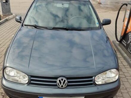 Фольксваген Гольф 2002 у Сумах на Automoto.ua Сірий Фольксваген Гольф, об'ємом двигуна 1.6 л та пробігом 227 тис. км за 5000 $, фото 1 на Automoto.ua