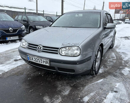 Сірий Фольксваген Гольф, об'ємом двигуна 1.6 л та пробігом 275 тис. км за 4100 $, фото 1 на Automoto.ua