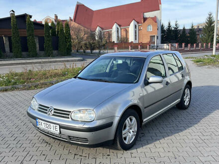 Серый Фольксваген Гольф, объемом двигателя 1.6 л и пробегом 220 тыс. км за 5500 $, фото 1 на Automoto.ua