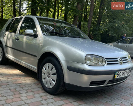 Серый Фольксваген Гольф, объемом двигателя 1.6 л и пробегом 240 тыс. км за 3799 $, фото 1 на Automoto.ua