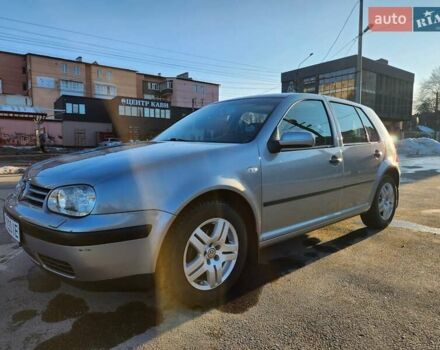 Серый Фольксваген Гольф, объемом двигателя 1.6 л и пробегом 222 тыс. км за 5500 $, фото 1 на Automoto.ua