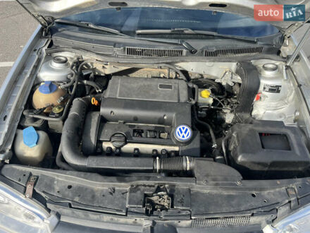 Сірий Фольксваген Гольф, об'ємом двигуна 1.39 л та пробігом 250 тис. км за 3950 $, фото 1 на Automoto.ua