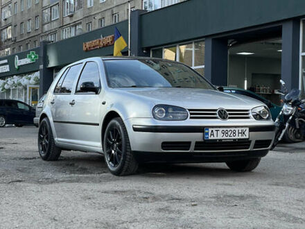 Фольксваген Гольф 2002 у Івано-Франківську на Automoto.ua Сірий Фольксваген Гольф, об'ємом двигуна 1.6 л та пробігом 196 тис. км за 4500 $, фото 1 на Automoto.ua