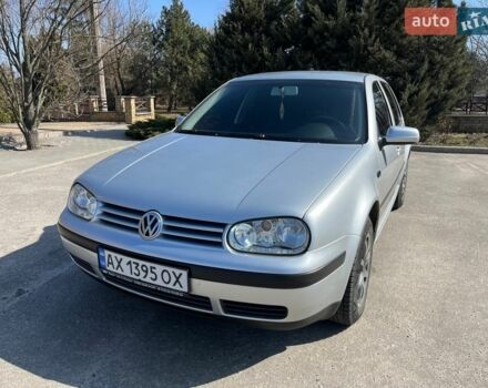 Серый Фольксваген Гольф, объемом двигателя 1.6 л и пробегом 234 тыс. км за 4800 $, фото 1 на Automoto.ua