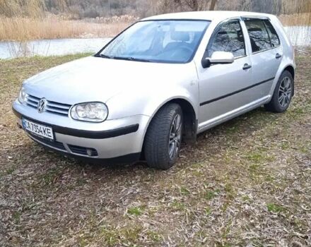 Серый Фольксваген Гольф, объемом двигателя 1.6 л и пробегом 260 тыс. км за 3800 $, фото 1 на Automoto.ua