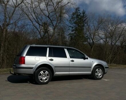 Серый Фольксваген Гольф, объемом двигателя 1.39 л и пробегом 255 тыс. км за 3600 $, фото 1 на Automoto.ua