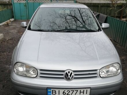 Фольксваген Гольф 2002 в Карловке на Automoto.ua Серый Фольксваген Гольф, объемом двигателя 1.6 л и пробегом 238 тыс. км за 4043 $, фото 1 на Automoto.ua
