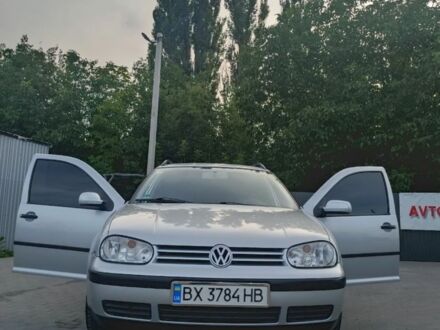 Серый Фольксваген Гольф, объемом двигателя 1.4 л и пробегом 208 тыс. км за 3800 $, фото 1 на Automoto.ua