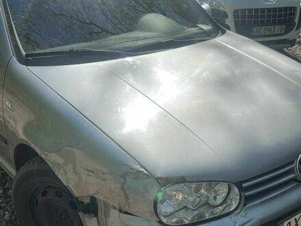 Фольксваген Гольф 2002 в Днепре (Днепропетровске) на Automoto.ua Серый Фольксваген Гольф, объемом двигателя 0 л и пробегом 230 тыс. км за 2200 $, фото 1 на Automoto.ua