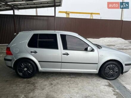 Серый Фольксваген Гольф, объемом двигателя 1.9 л и пробегом 305 тыс. км за 4200 $, фото 1 на Automoto.ua