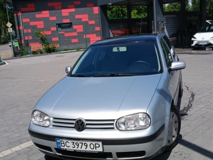 Серый Фольксваген Гольф, объемом двигателя 1.4 л и пробегом 240 тыс. км за 3200 $, фото 1 на Automoto.ua