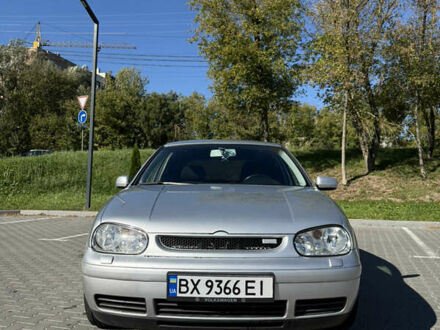 Серый Фольксваген Гольф, объемом двигателя 1.6 л и пробегом 210 тыс. км за 4400 $, фото 1 на Automoto.ua