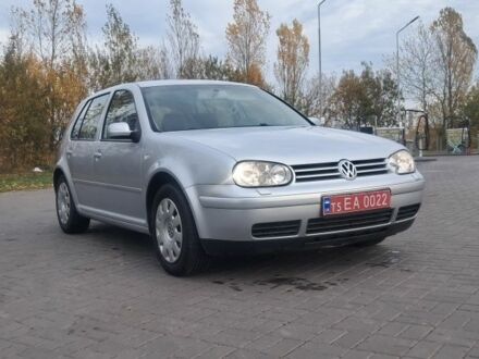 Фольксваген Гольф 2003 в Нововолынск на Automoto.ua Серый Фольксваген Гольф, объемом двигателя 1.6 л и пробегом 198 тыс. км за 3900 $, фото 1 на Automoto.ua